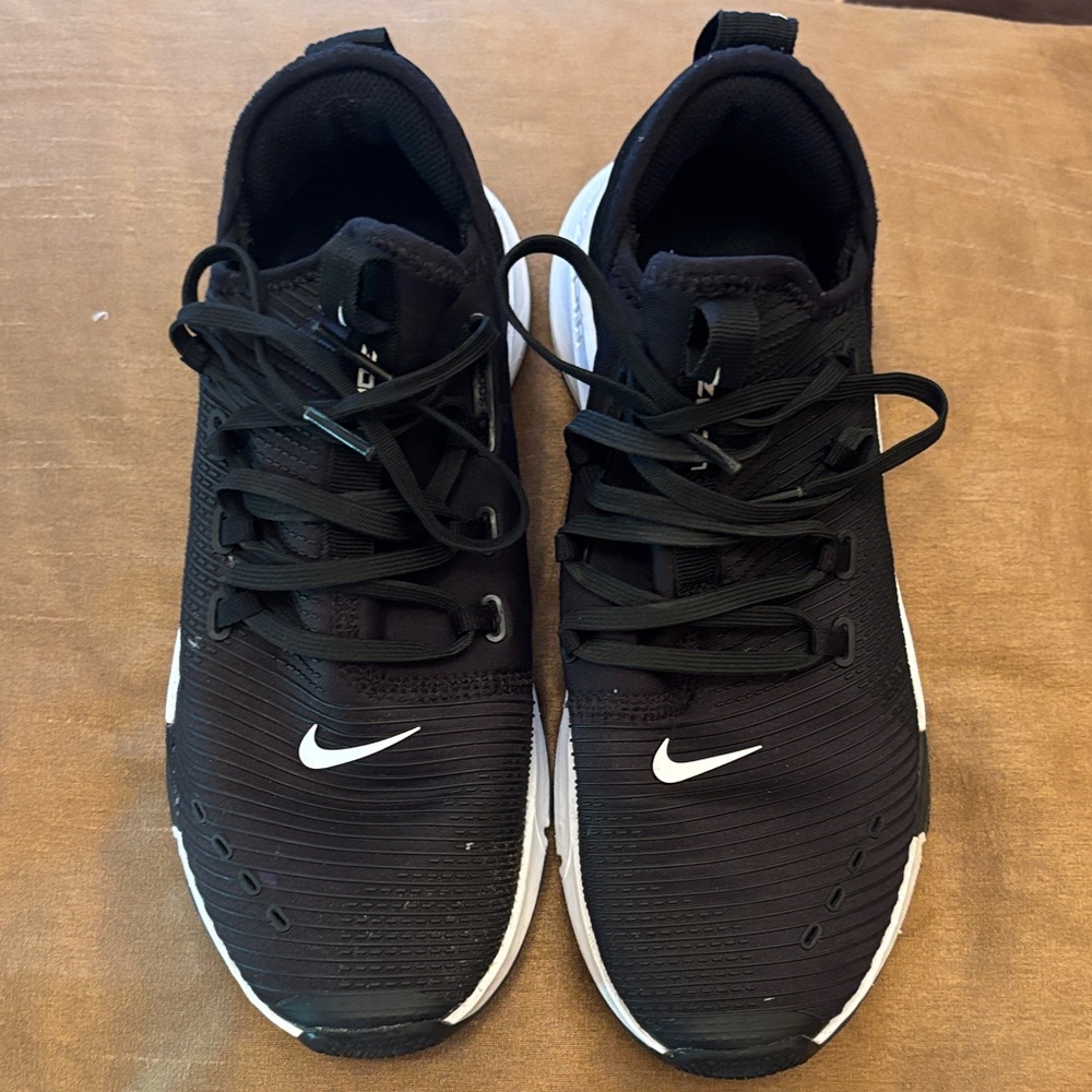 Nike Black and White Athletic Shoes